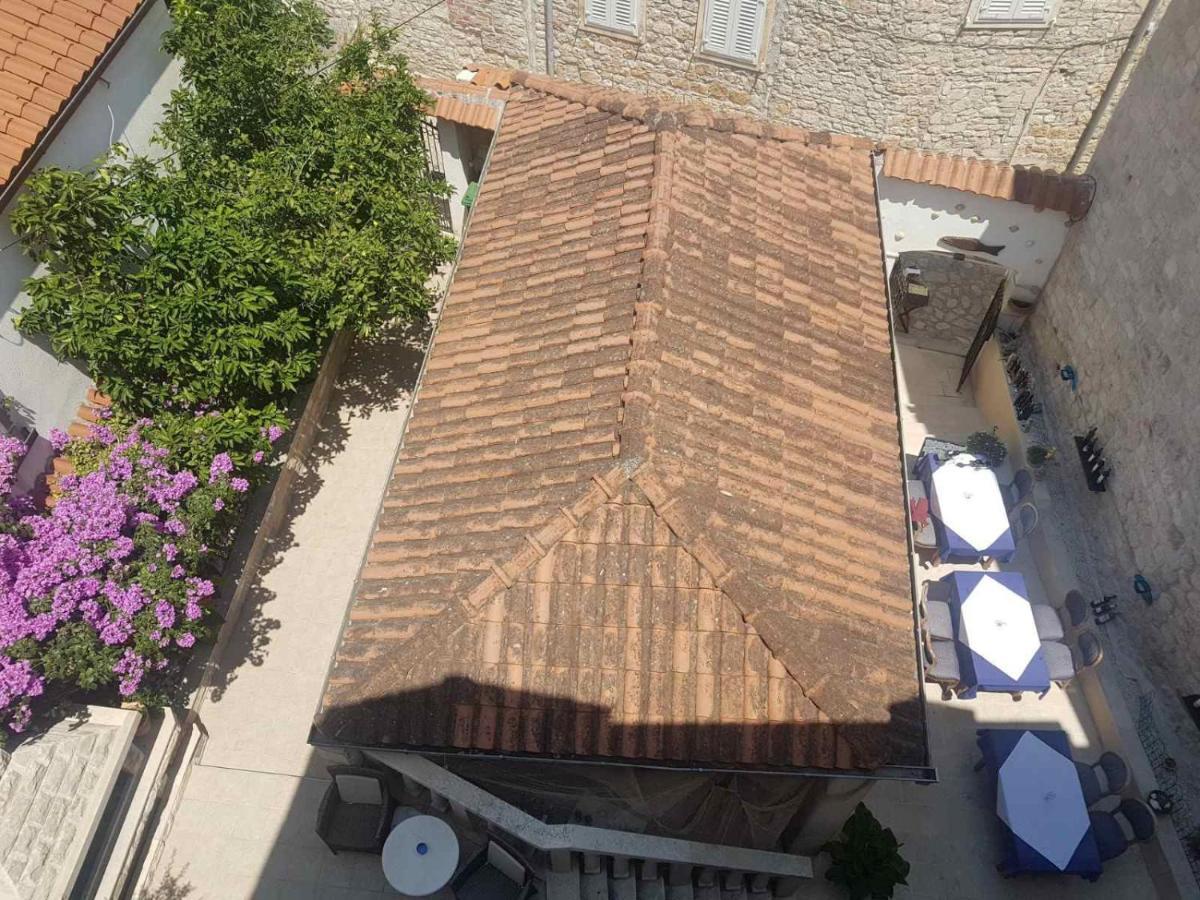 Apartamento Vila Dora Supetar Exterior foto